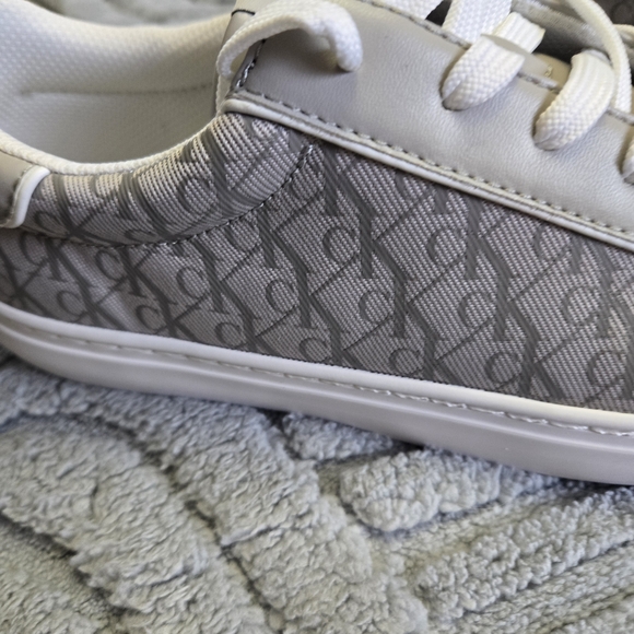 Calvin Klein Women's Gray Sneakers - Picture 4 of 9